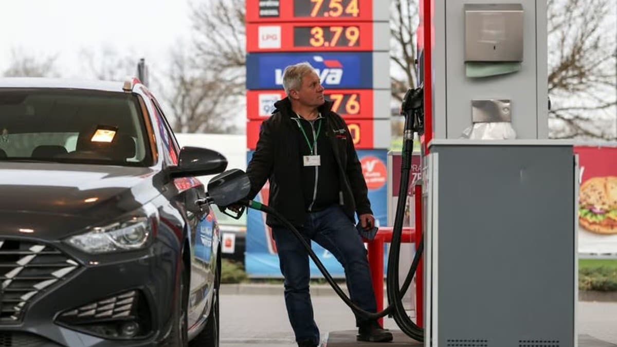 Fuel pump nozzle with EU and climate policy overtones representing carbon pricing on transport fuel